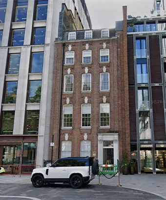 24 Hanover Square