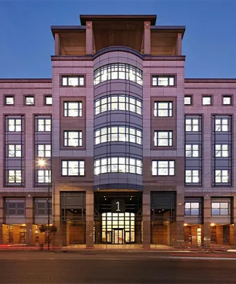 1 Queen Caroline Street
